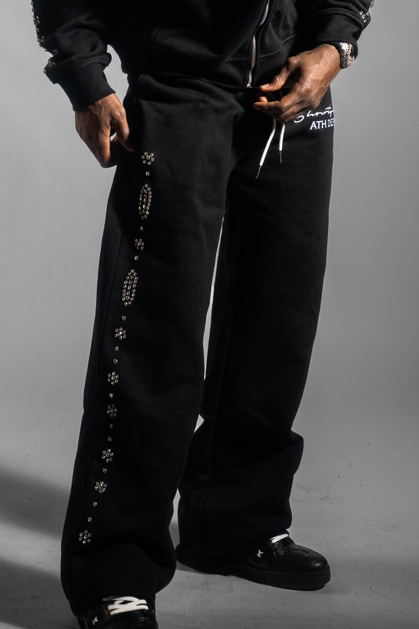 Showtyme Crystal Sweats