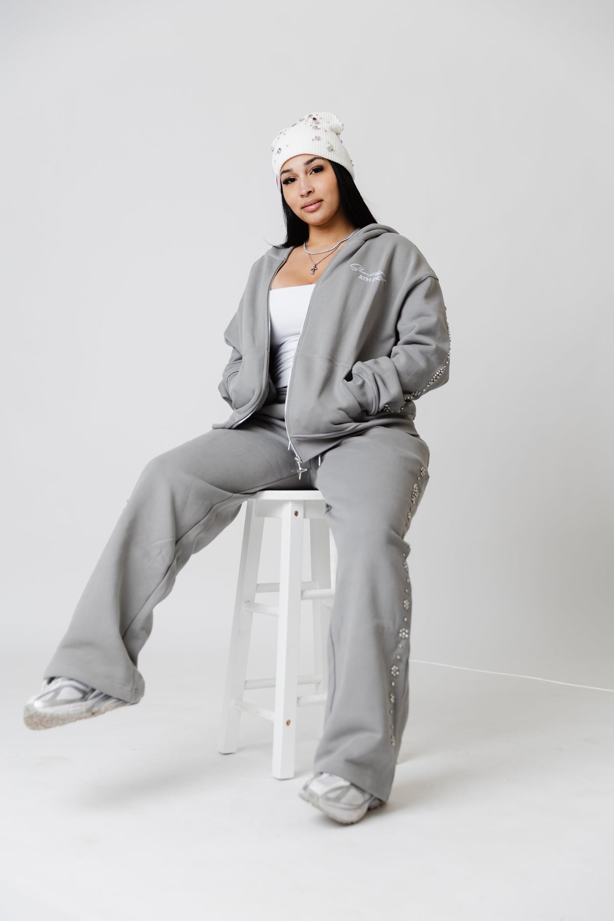 Showtyme Grey Crystal Set