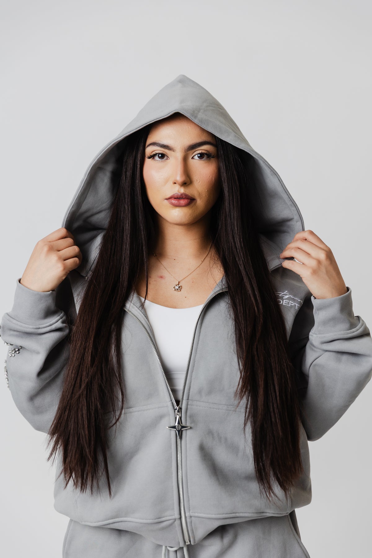 Showtyme Grey Crystal Set